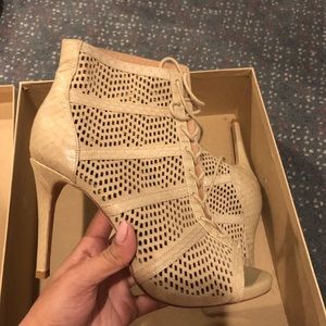 Joie booties nude